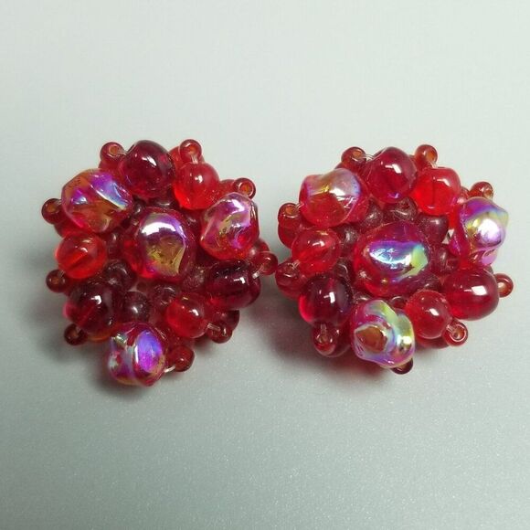 Vintage Retro Red Glass Beaded Cluster Clip On Earrings, Made in West Germany - Picture 2 of 7
